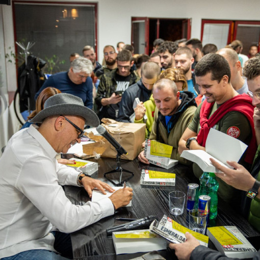 esmeralda 973 2023 42