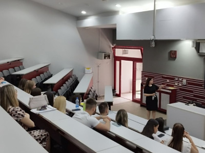 POSETA PROFESORKE SA FAKULTETA ZA PRAVO I POLITIČKE NAUKE IZ SEGEDINA U OKVIRU ERAZMUS PROGRAMA MOBILNOSTI