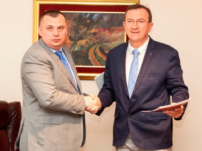 Pravni fakultet za privredu i pravosuđe obezbedio 20 radnih mesta za svoje diplomce u prestižnoj advokatskoj kancelariji